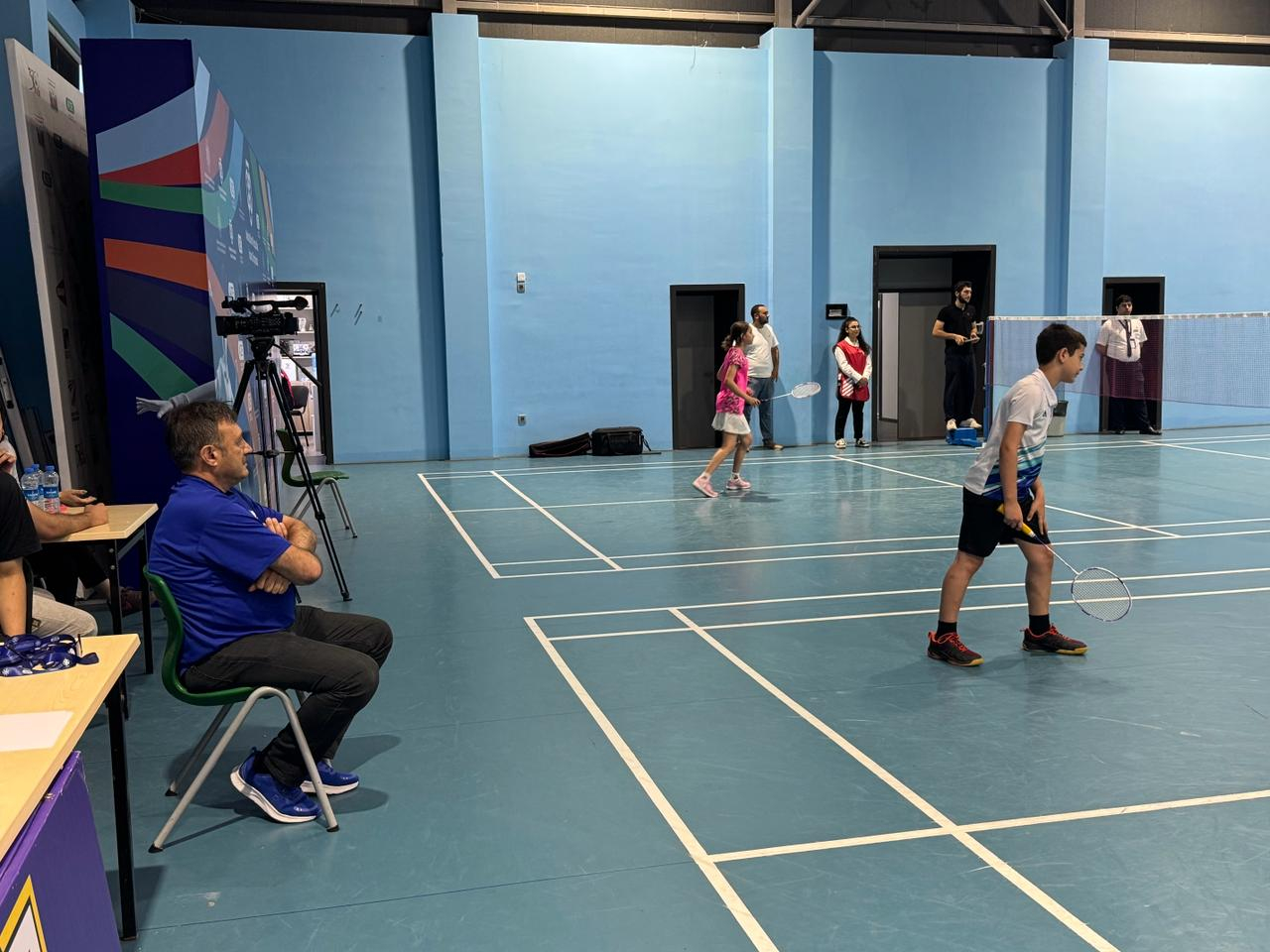129 badmintonçu olimpiada çempionluğu uğrunda yarışır
