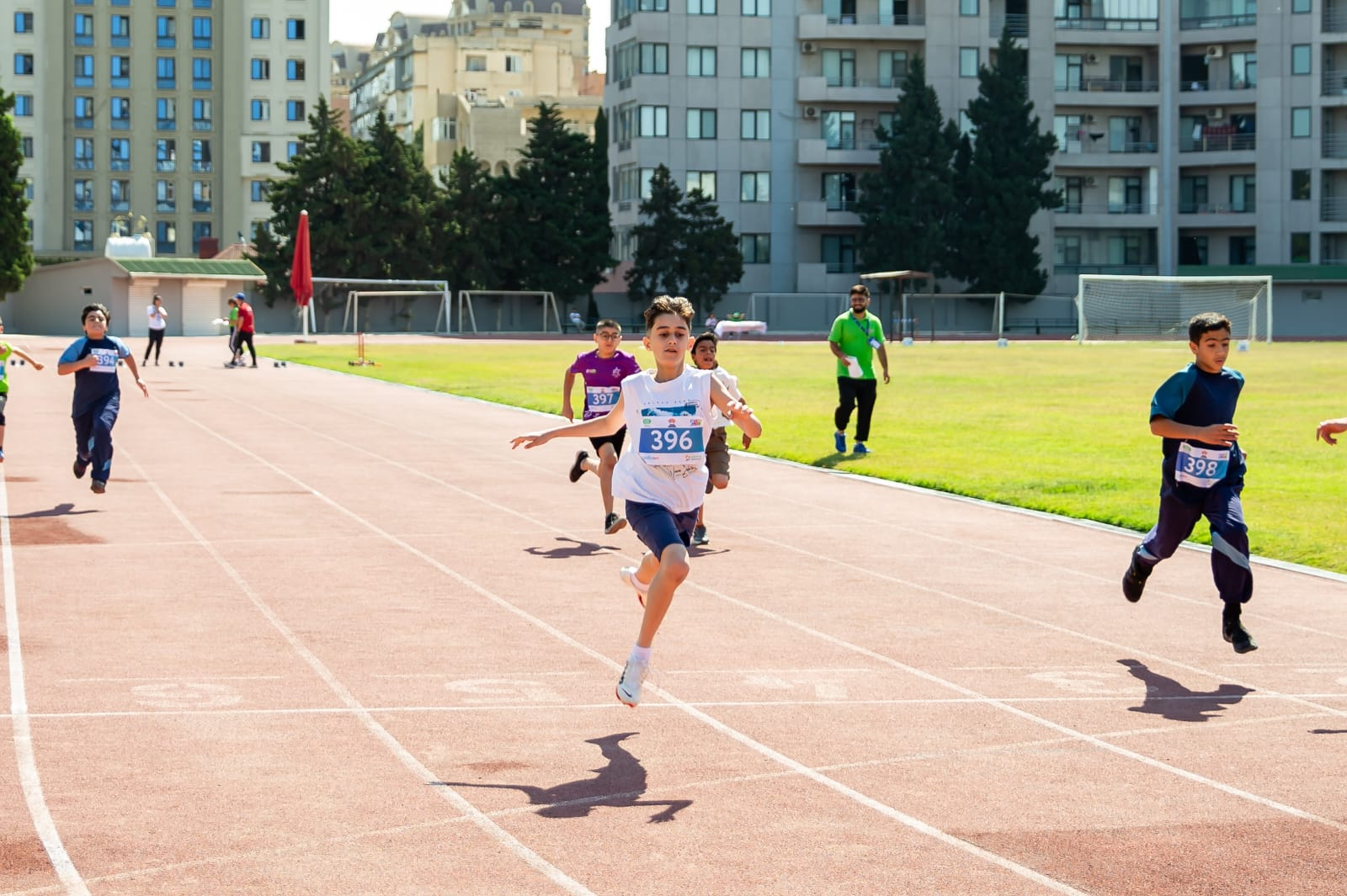 Məktəblilər arasında atletika yarışının qalibləri müəyyənləşib