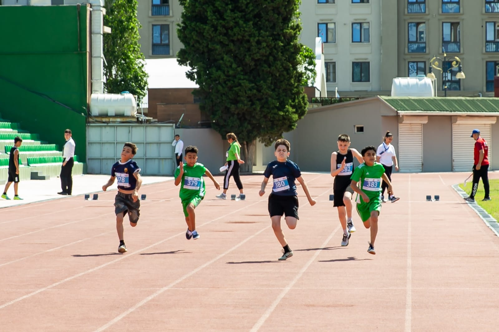 Məktəblilər arasında atletika yarışının qalibləri müəyyənləşib