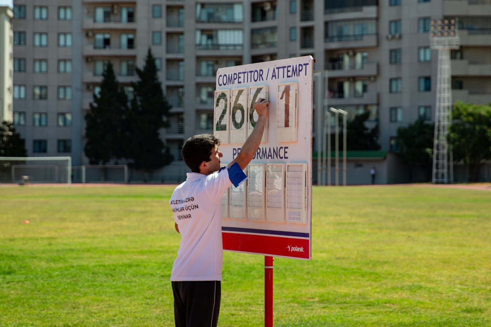 Məktəblilər arasında atletika yarışının qalibləri müəyyənləşib