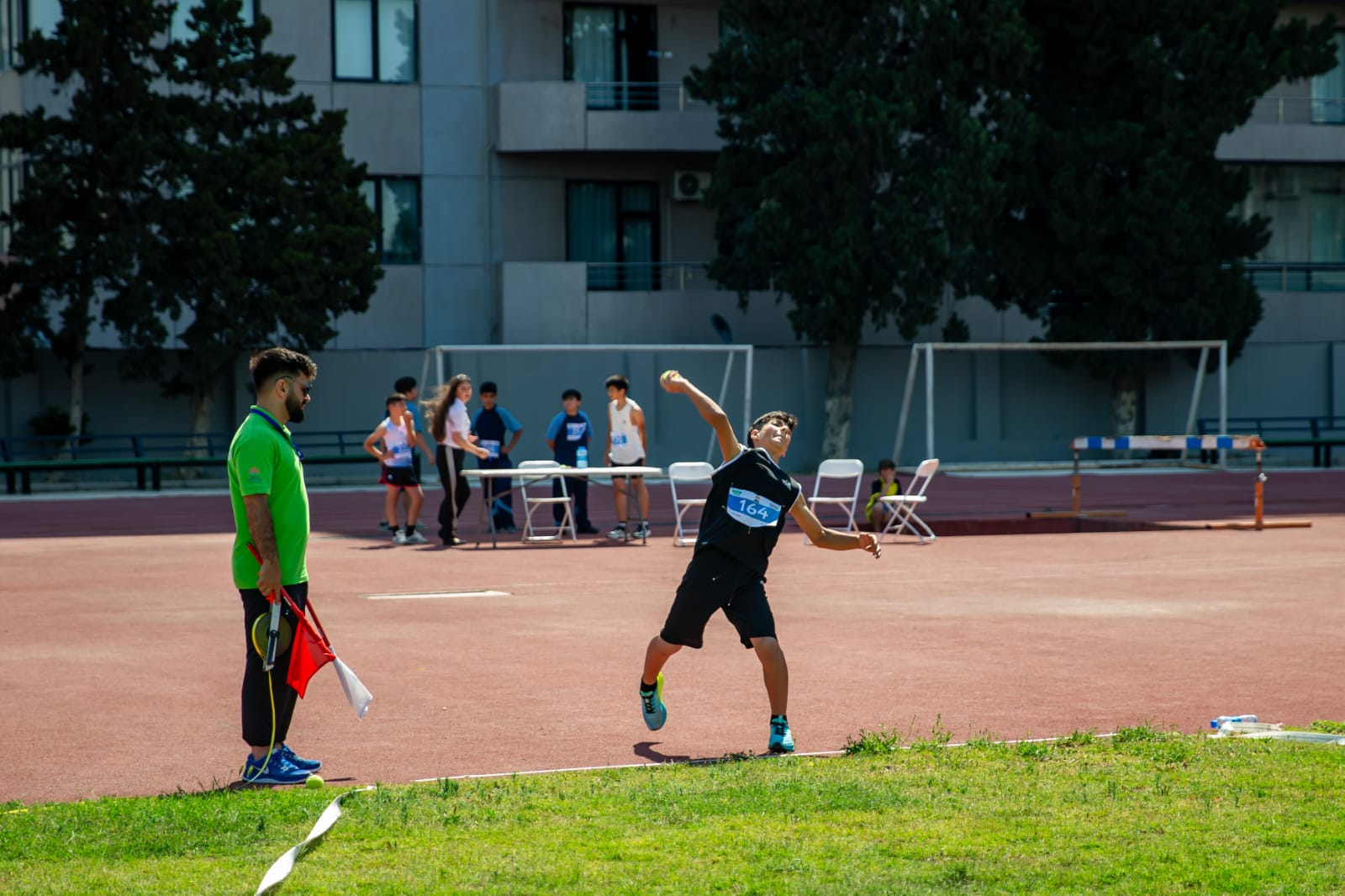 Məktəblilər arasında atletika yarışının qalibləri müəyyənləşib