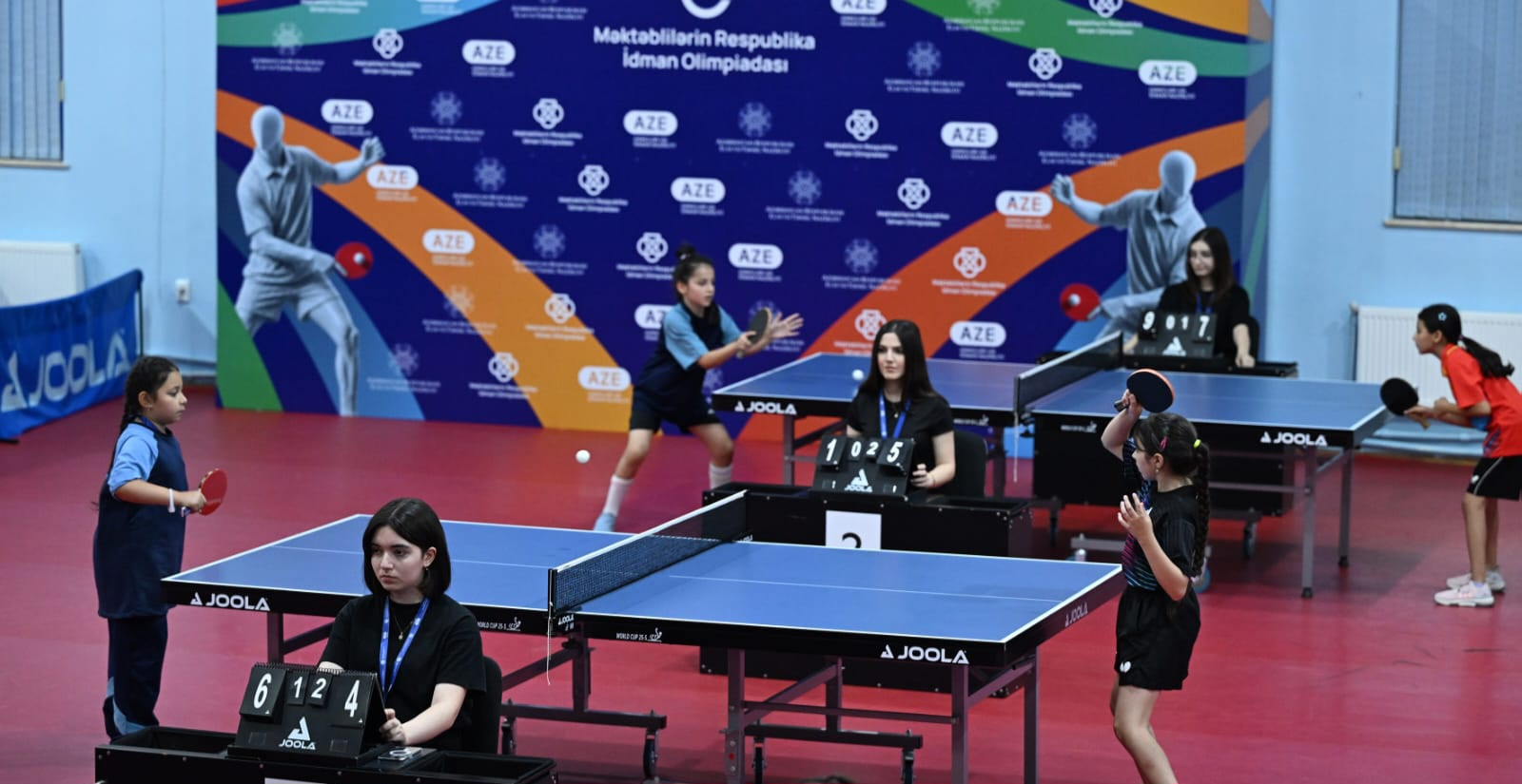 Stolüstü tennis yarışlarında ilk mükafatçılar bilindi