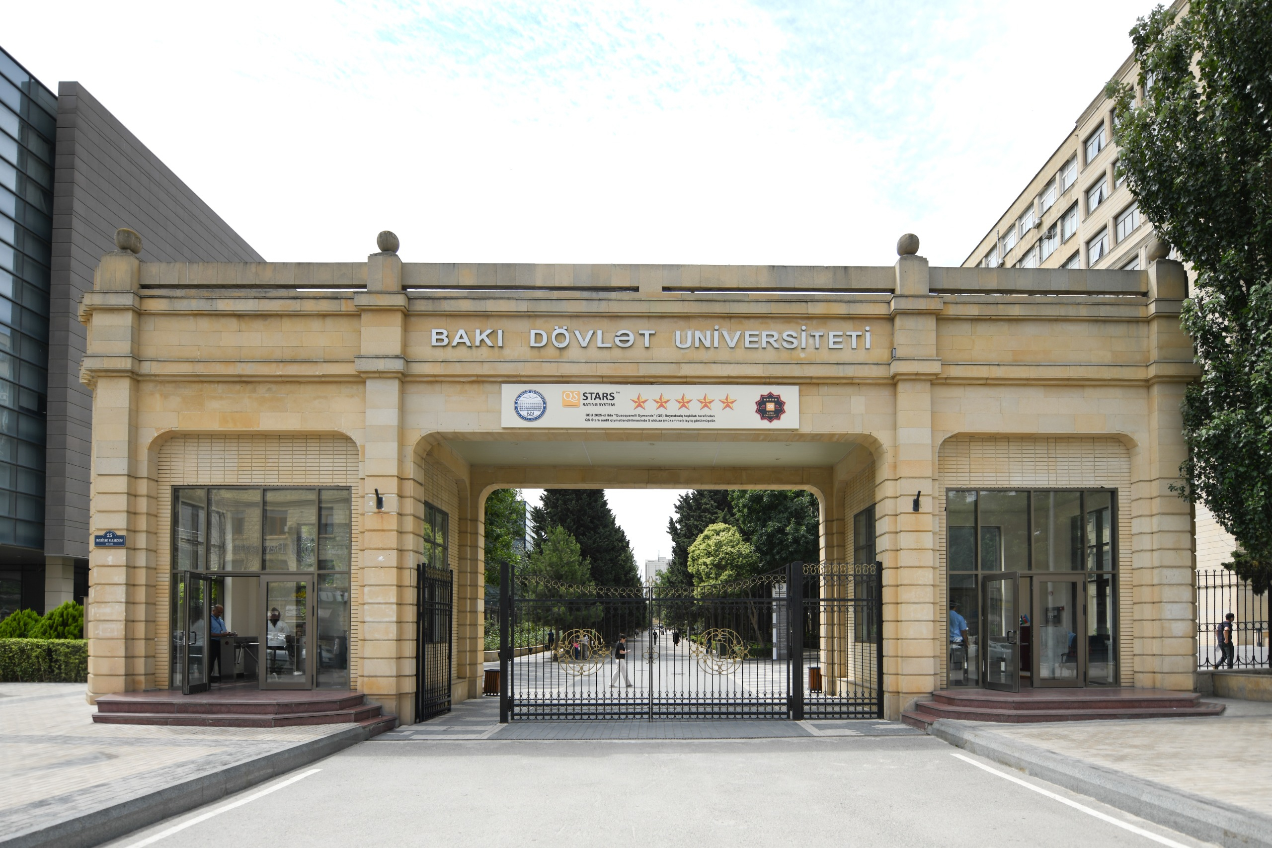 Azərbaycan universitetlərinin uğuru Ermənistan mediasında müzakirə edildi