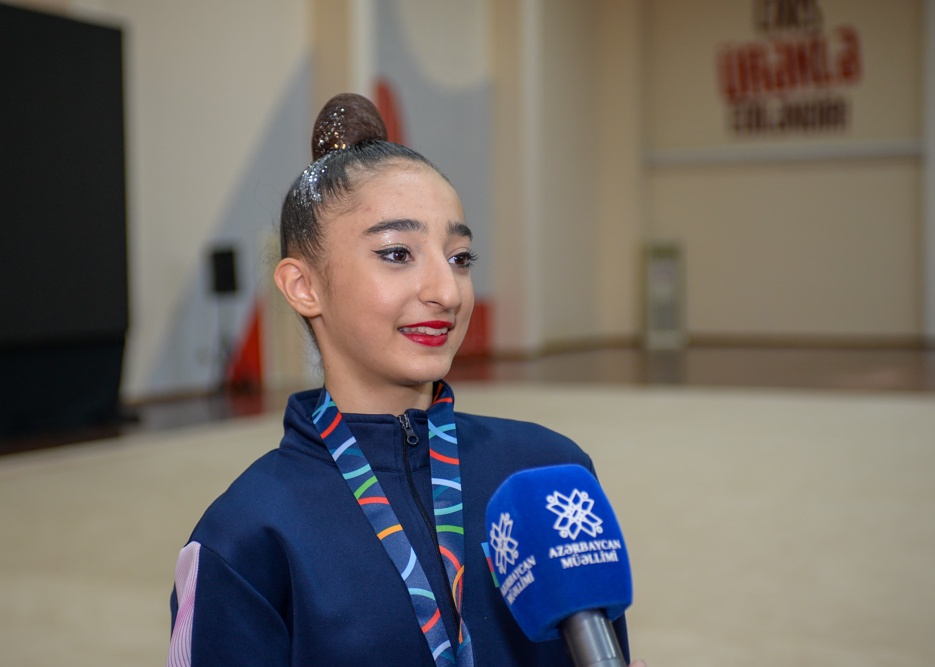 “Gələcəkdə həkim də ola bilərəm”