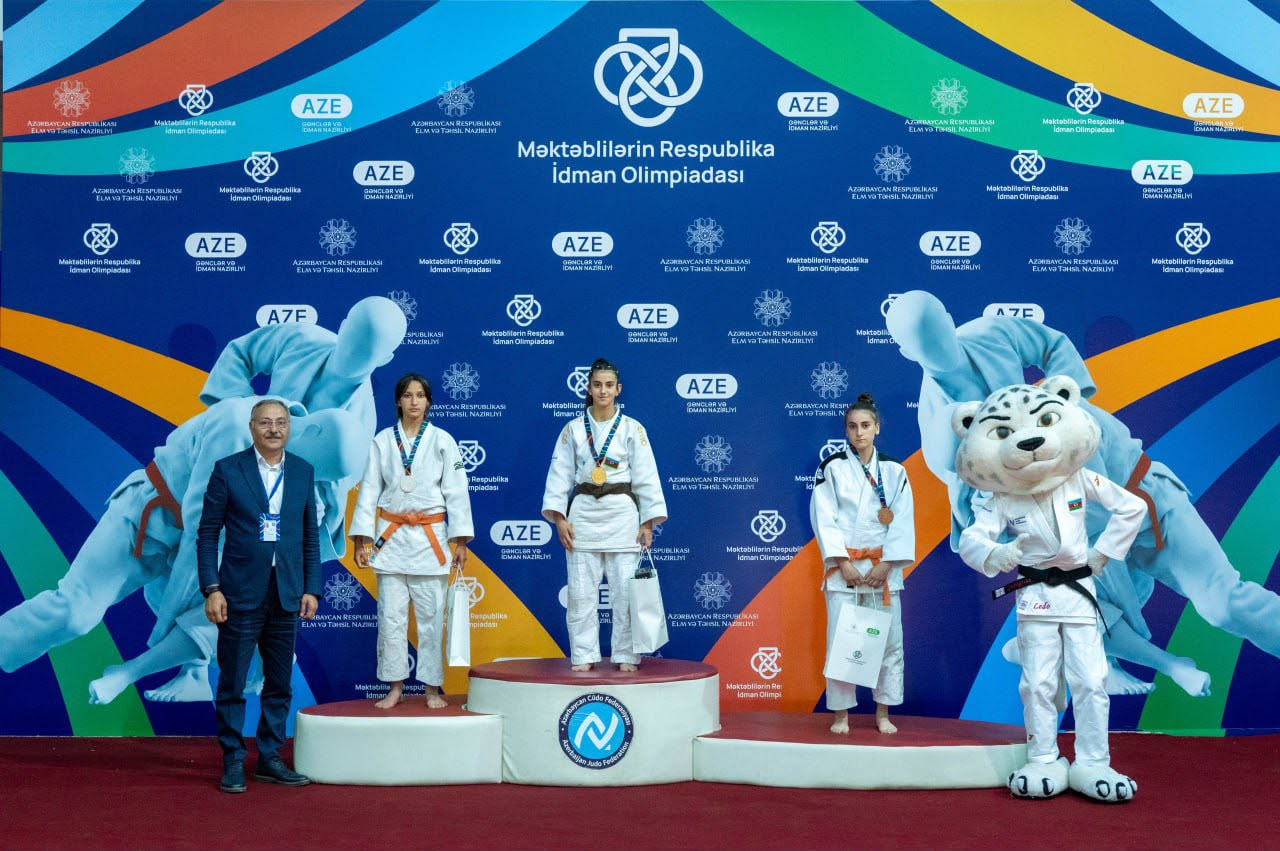 "Çempion olduğum üçün çox sevincliyəm" - MRİO2026-nın medalçıları 