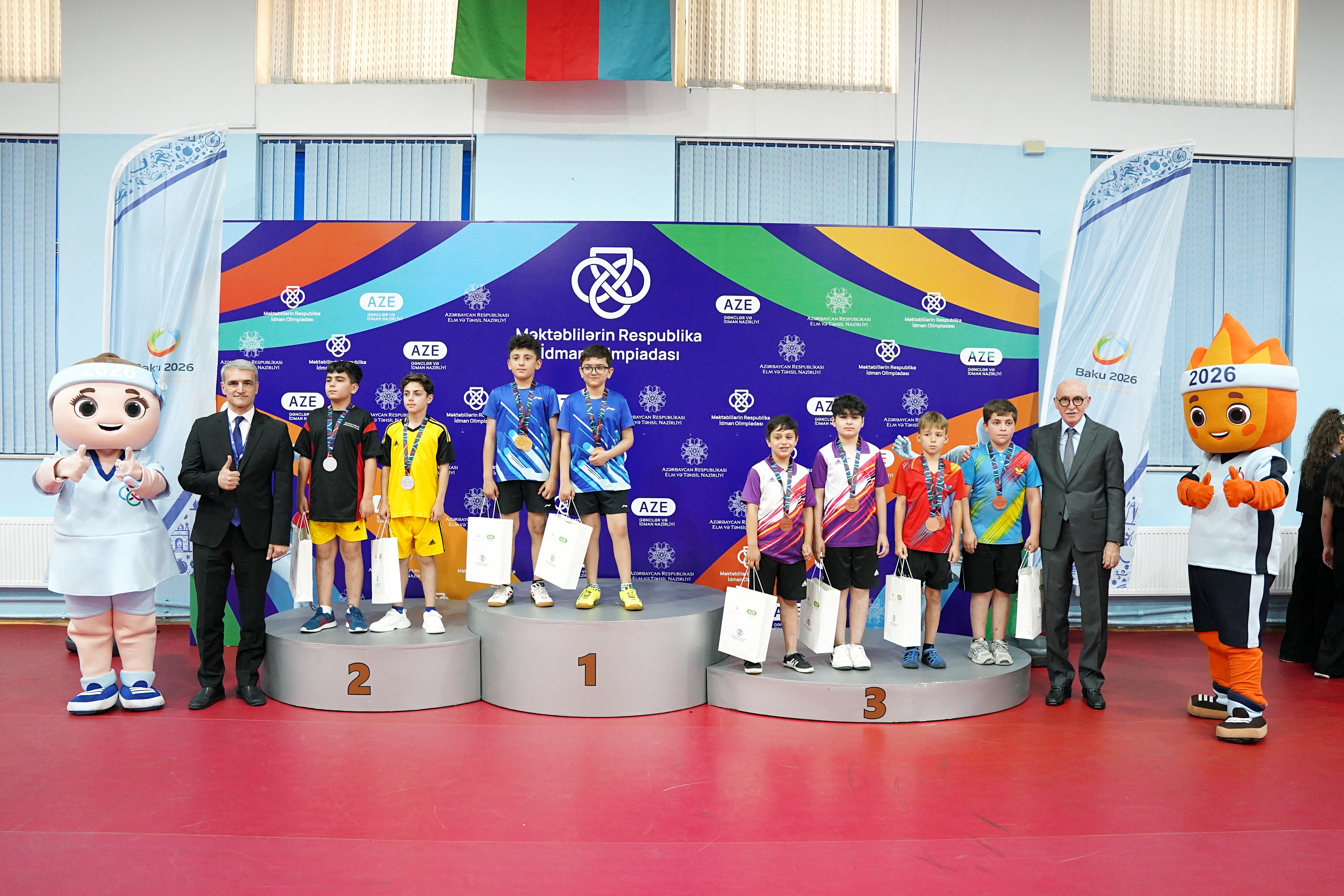 Stolüstü tennis yarışları başa çatıb