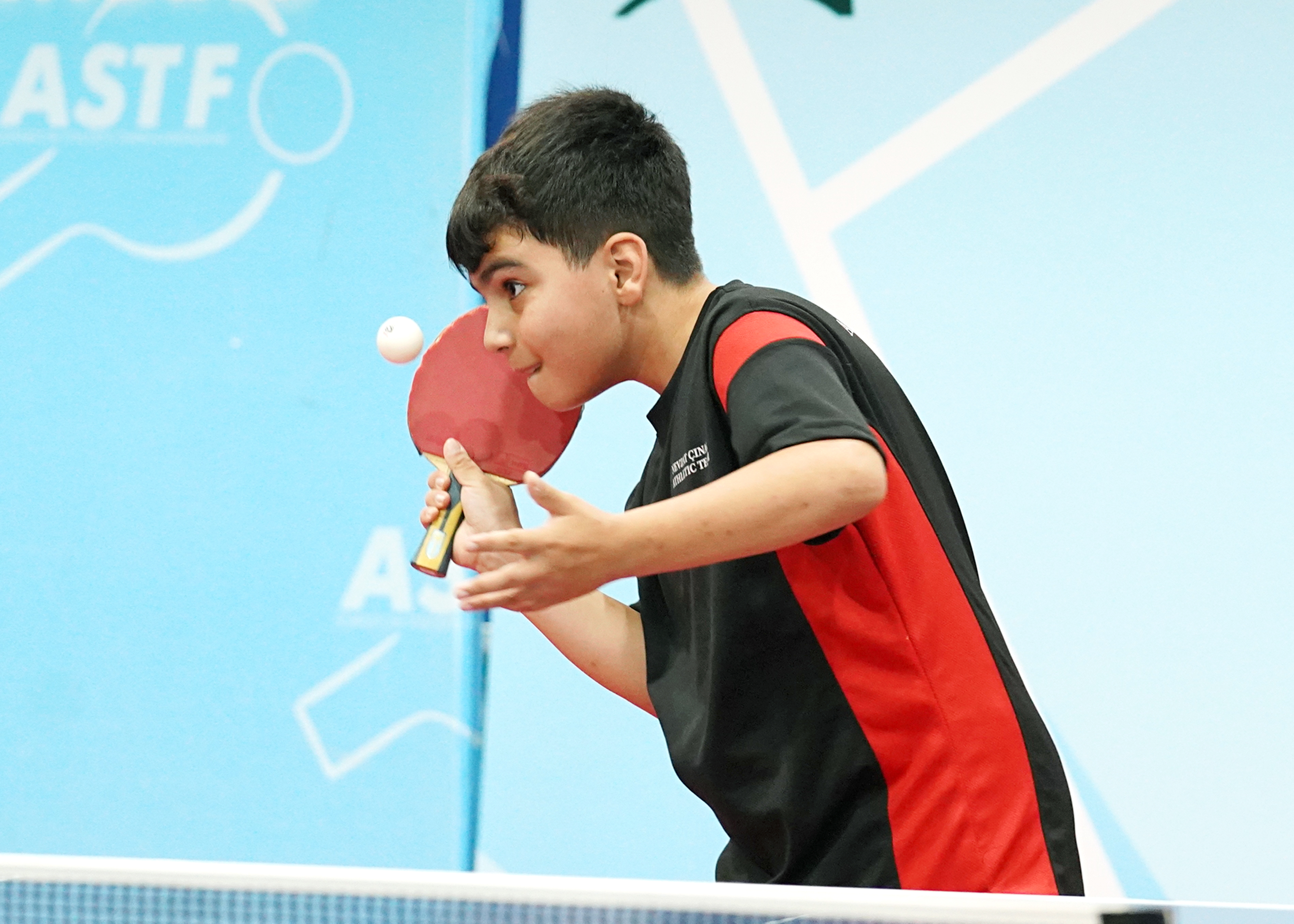 Stolüstü tennis yarışları başa çatıb