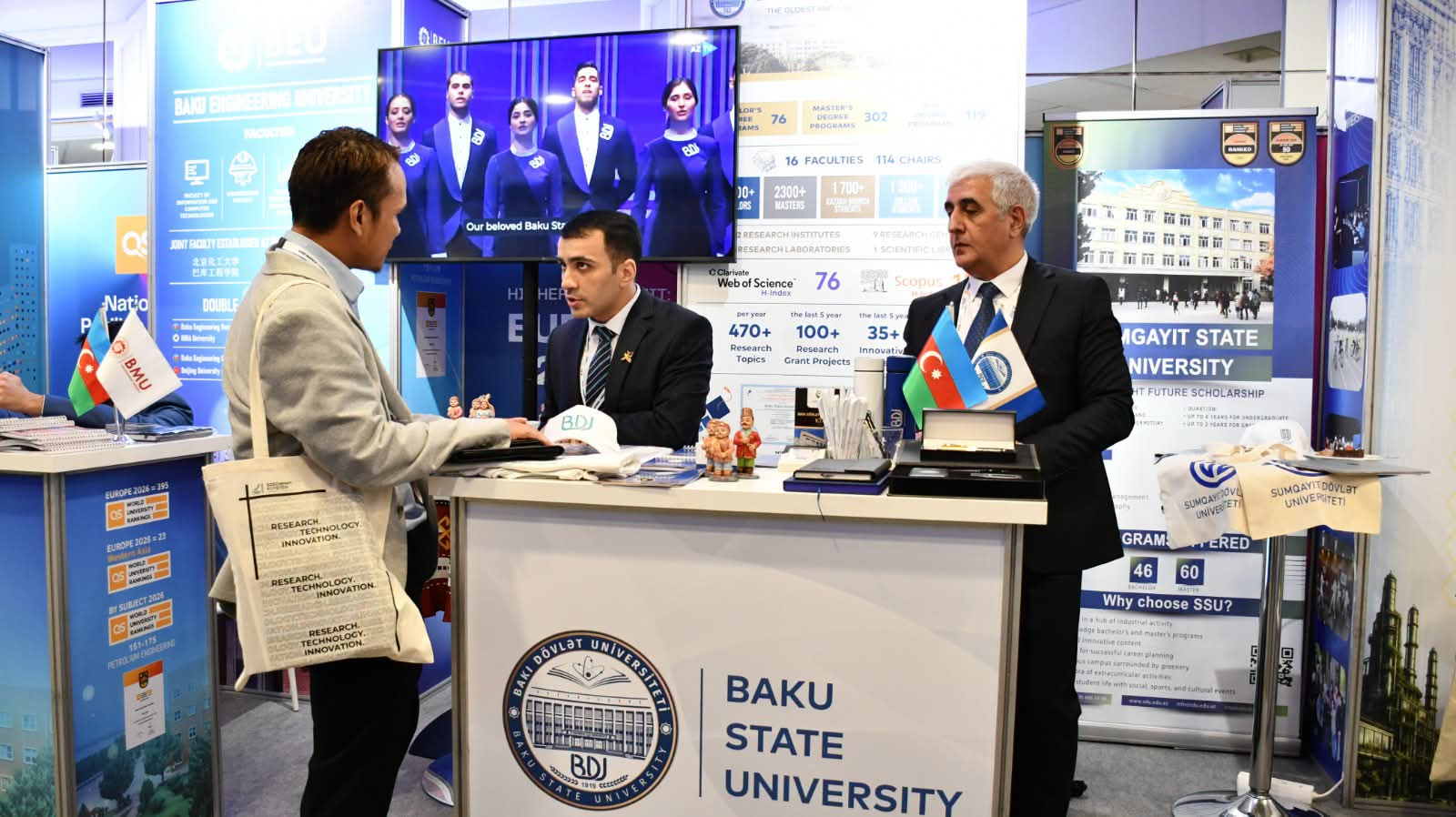 QS sammitində Azərbaycan pavilyonunun açılışı olub
