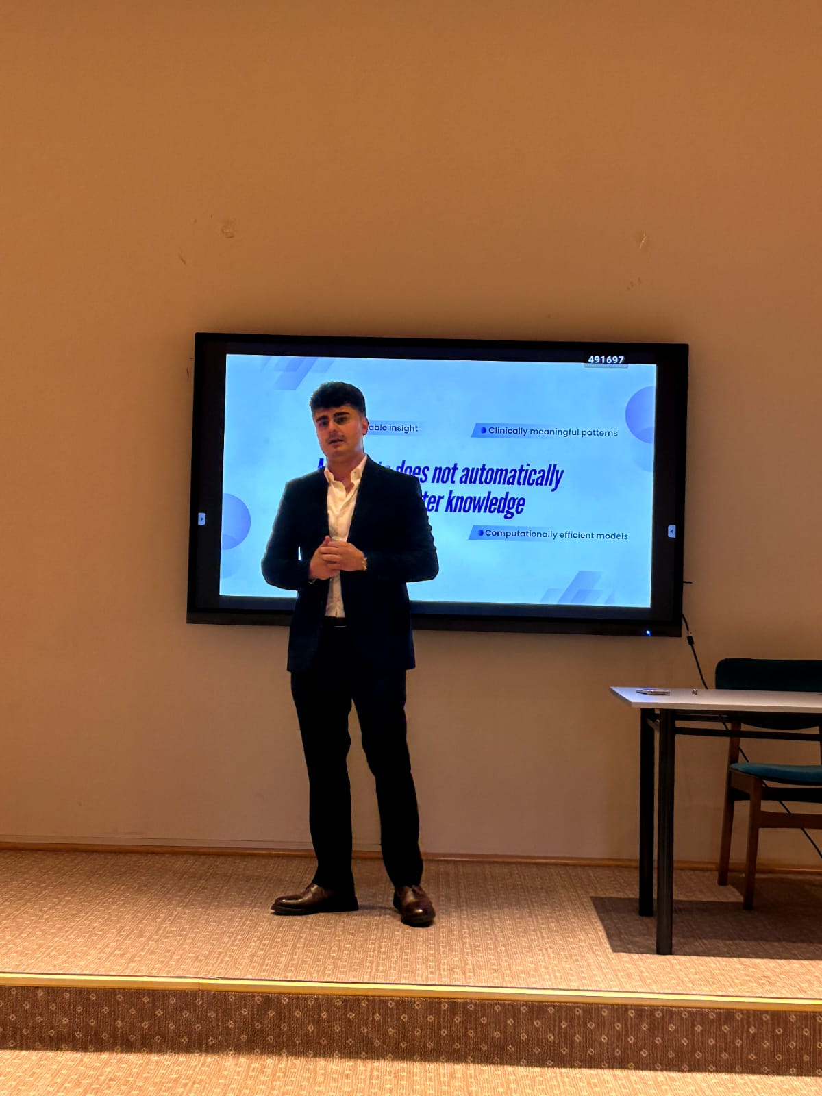 Süni intellekt və elmin kəsişməsi: Regional forum baş tutub