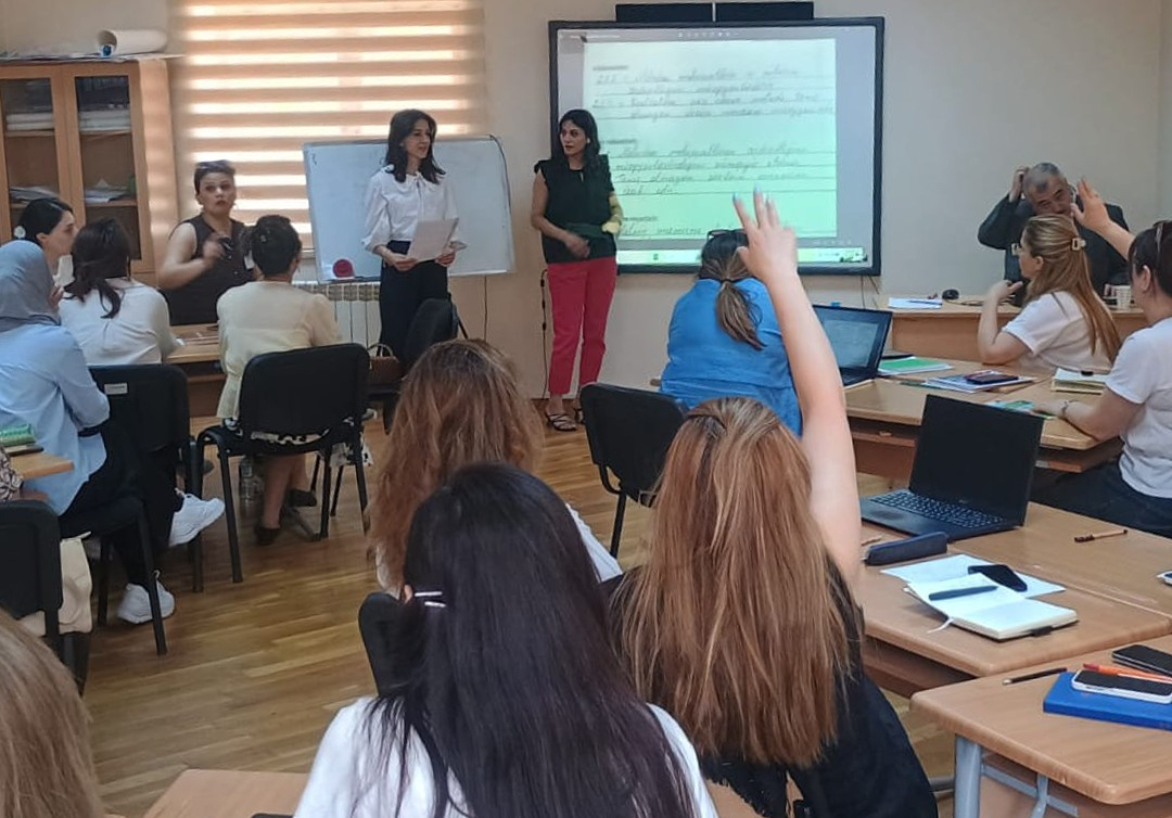 “Müasir metodist” müsabiqəsinin təlimləri davam edir