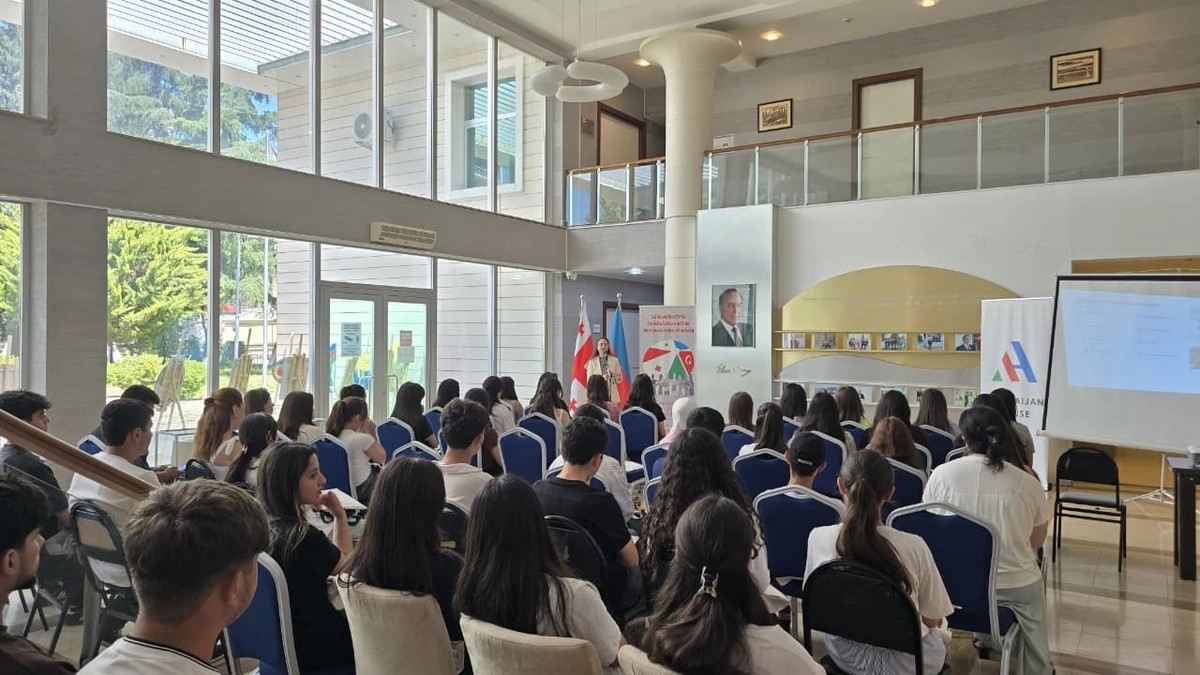 Gürcüstanda Azərbaycanın ali təhsil imkanları təqdim olunub