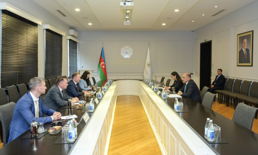 İdris İsayev Tatarıstanın sənaye və ticarət nazirinin müavini ilə görüşüb