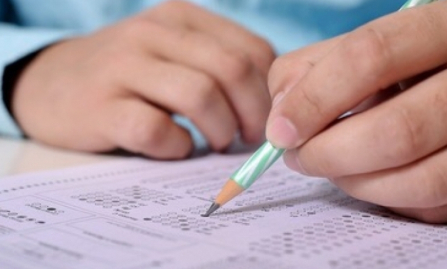 Universitetə qəbul, yoxsa onu bitirmək çətin olmalıdır? 