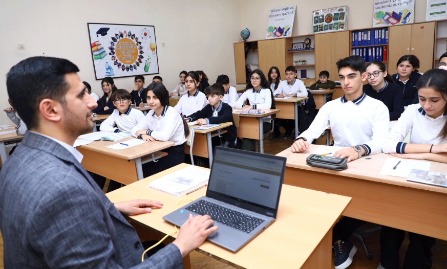 "Rəqəmsal məktəb" platforması 550-dən çox məktəbi əhatə edəcək