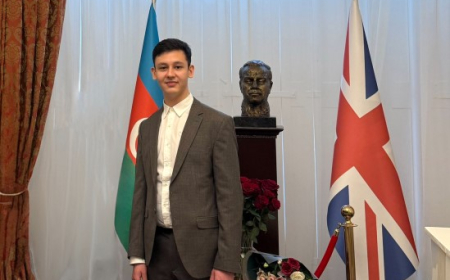 Oksford professoruna 10 yaşında məktub yazan azərbaycanlı bu gün Londonda təhsil alır