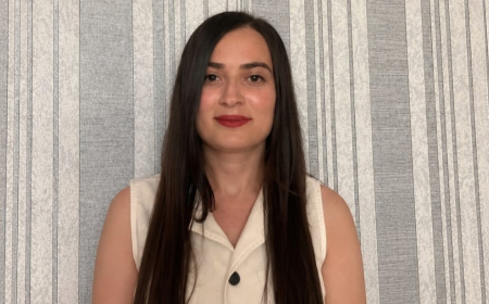 Dövlət qulluqçusu işləyə bilərdi, amma müəllimliyi seçdi – MİQ-də 95 bal toplayan gənc müəllim
