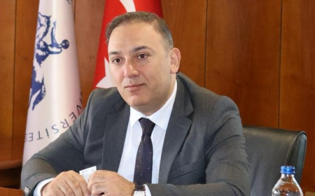 Hansı ixtisas və peşələrə ehtiyac yaranacağını elmi tədqiqatlarıla müəyyənləşdirməliyik – Anar Eminov