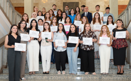 Təcrübələrini yazıya çevirənlər: “Müəllimin pedaqoji gündəliyi”nin iştirakçıları bir arada