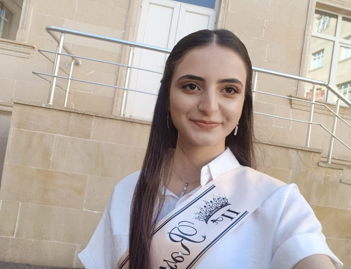 “Oxuma tərzimi yox, özümə inamımı inkişaf etdirdim”