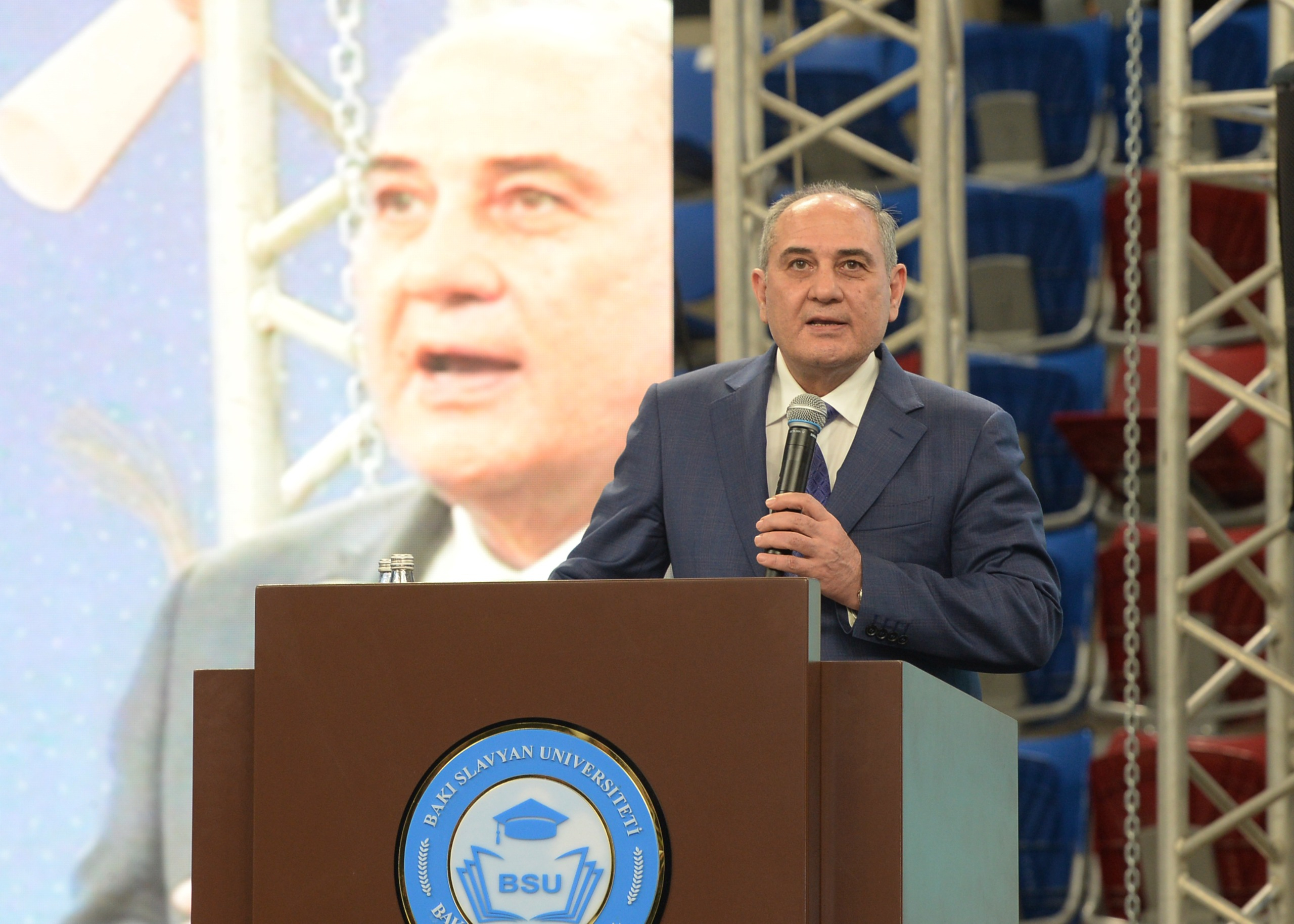 Bakı Slavyan Universitetinin "Məzun günü" tədbiri keçirilib