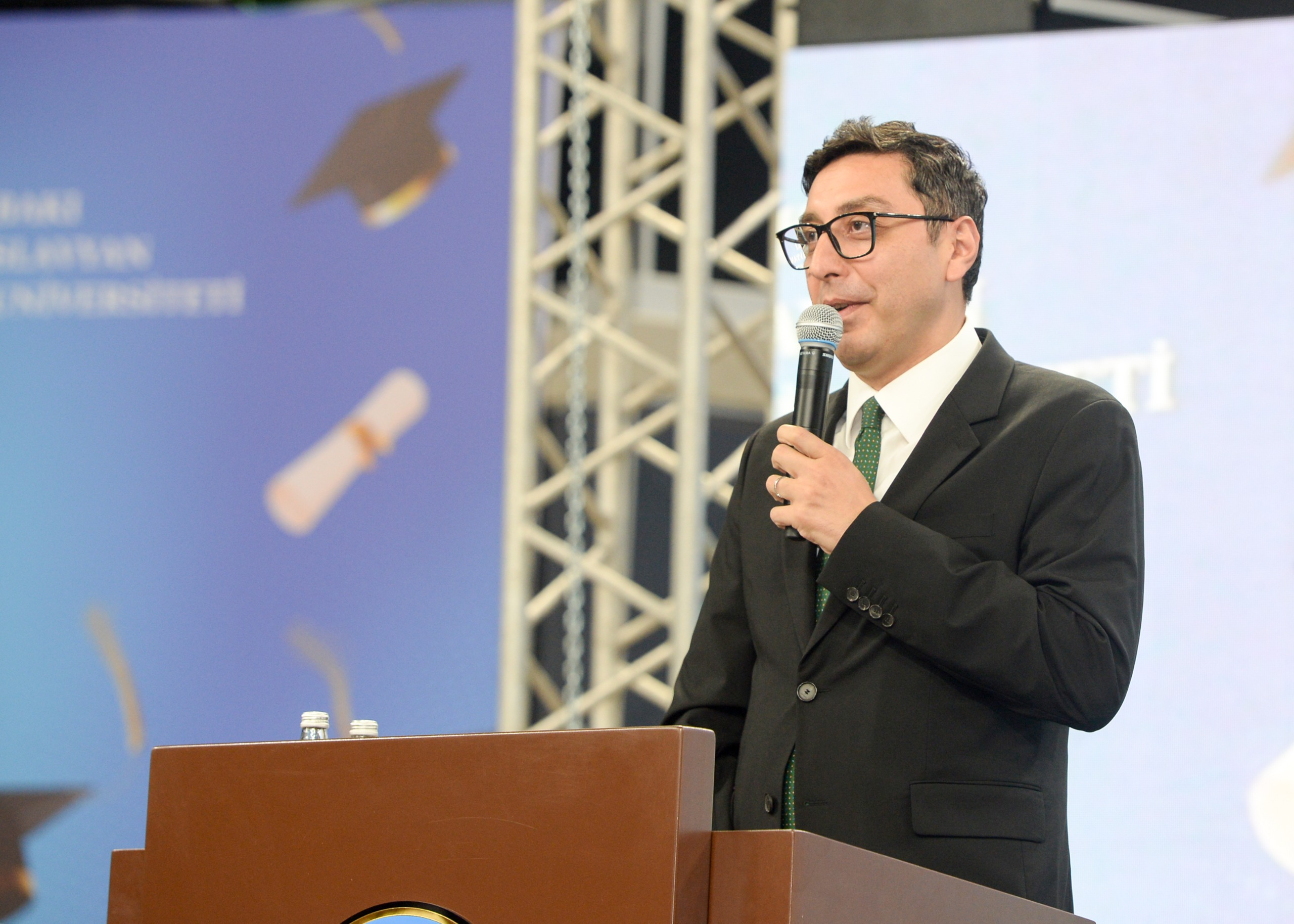 Bakı Slavyan Universitetinin "Məzun günü" tədbiri keçirilib