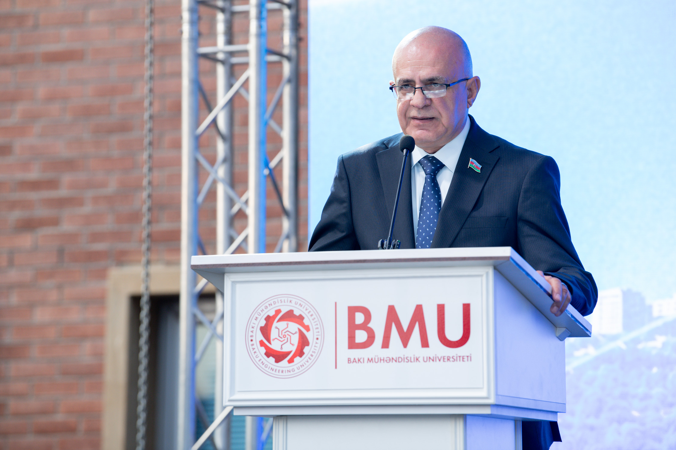 BMU-da “Məzun günü” tədbiri keçirilib
