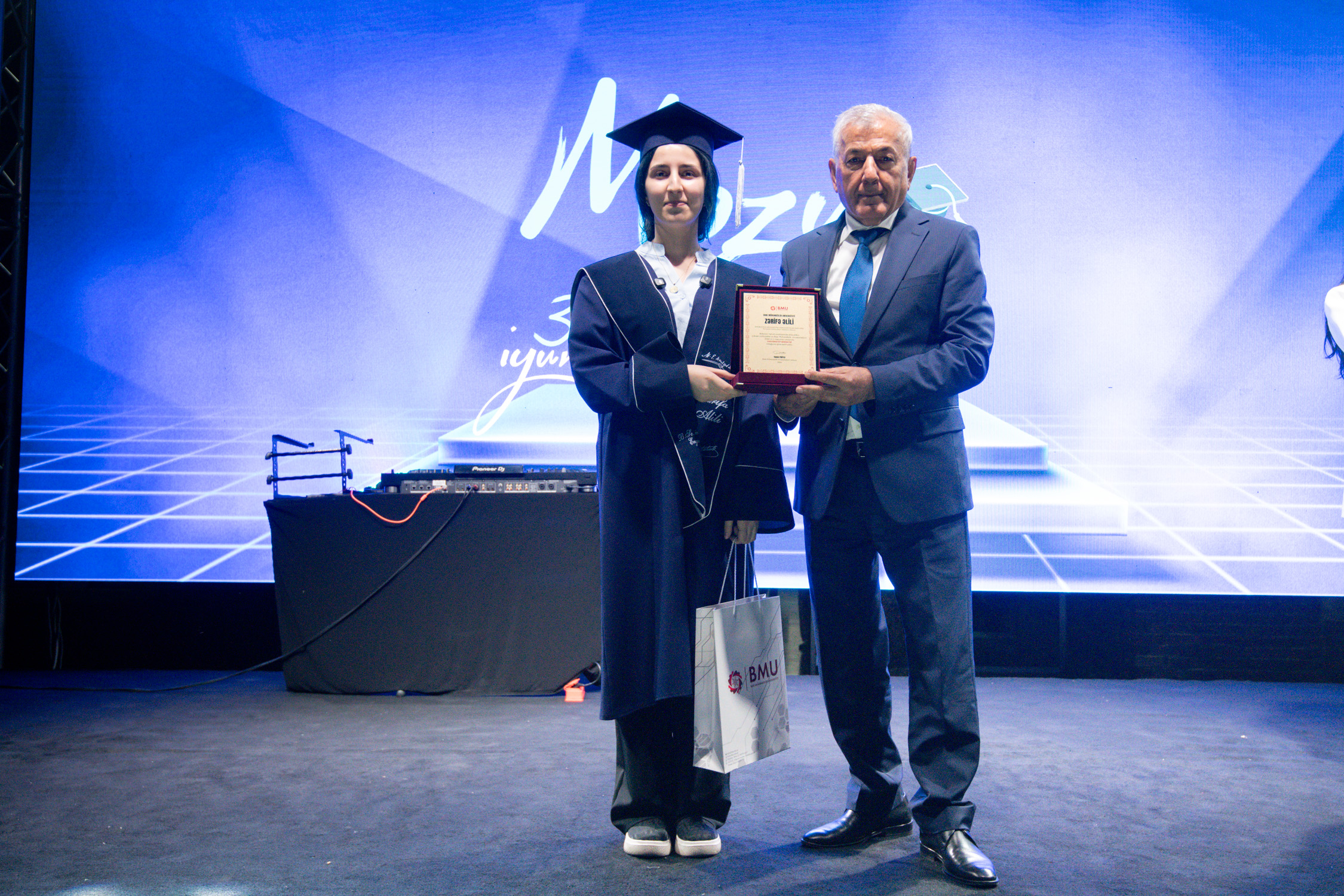 BMU-da “Məzun günü” tədbiri keçirilib