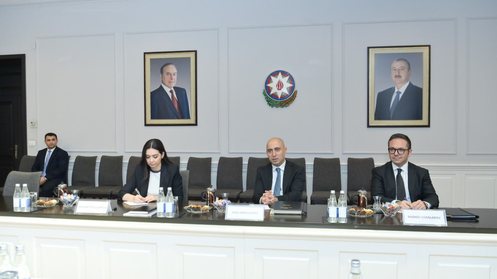 Emin Əmrullayev Vorvik Universitetinin nümayəndə heyəti ilə görüşüb