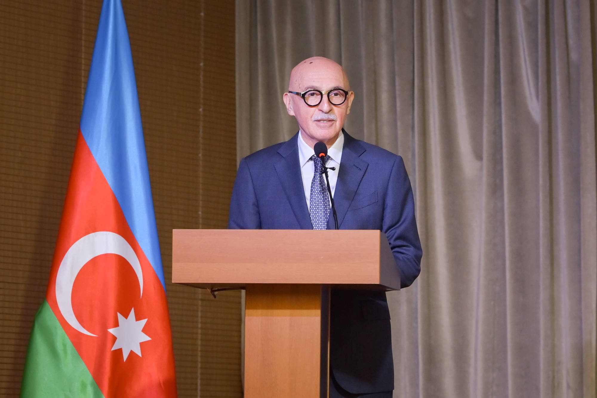 Rəqəmsal bacarıqlar artıq bütün ixtisaslar üçün vacibdir