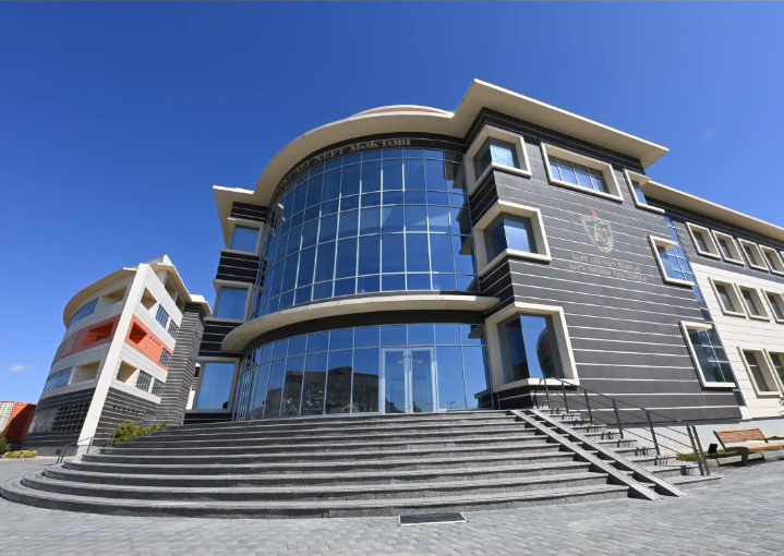 BANM-in tələbə və müəllimləri layihələri ilə 860 min manatdan çox vəsait qazanıb