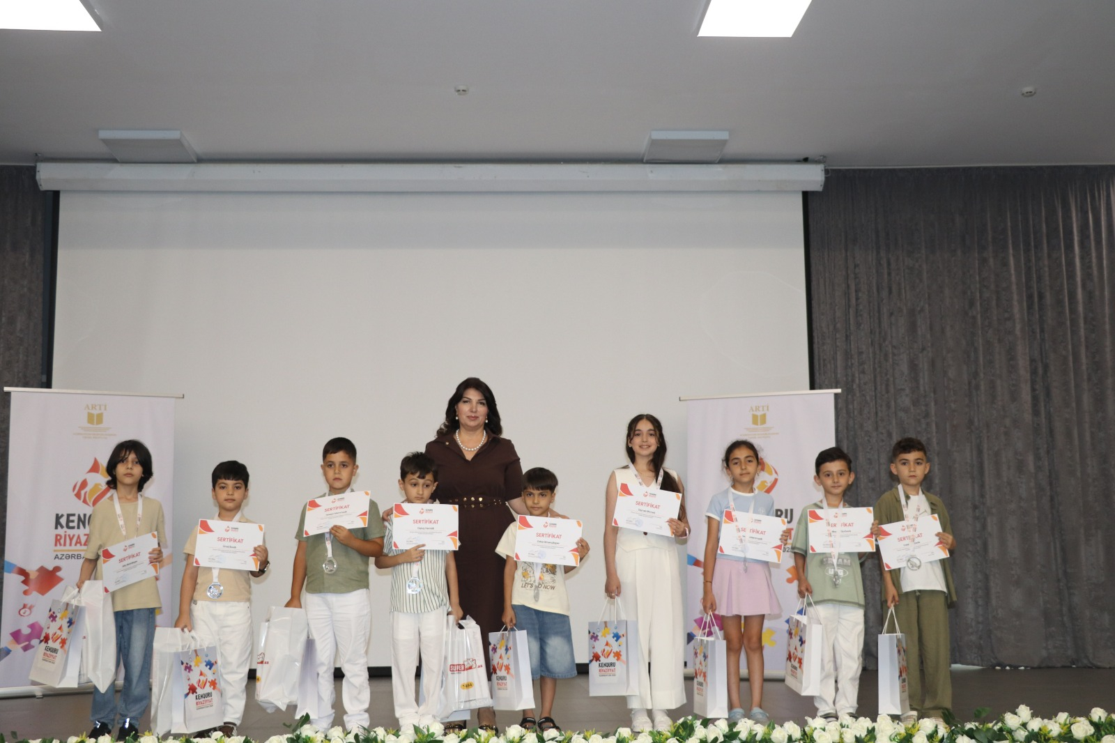 Kenquru Beynəlxalq Riyaziyyat Müsabiqəsinin mükafatlandırma mərasimi keçirilib