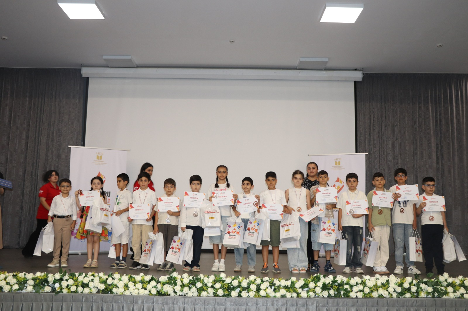 Kenquru Beynəlxalq Riyaziyyat Müsabiqəsinin mükafatlandırma mərasimi keçirilib