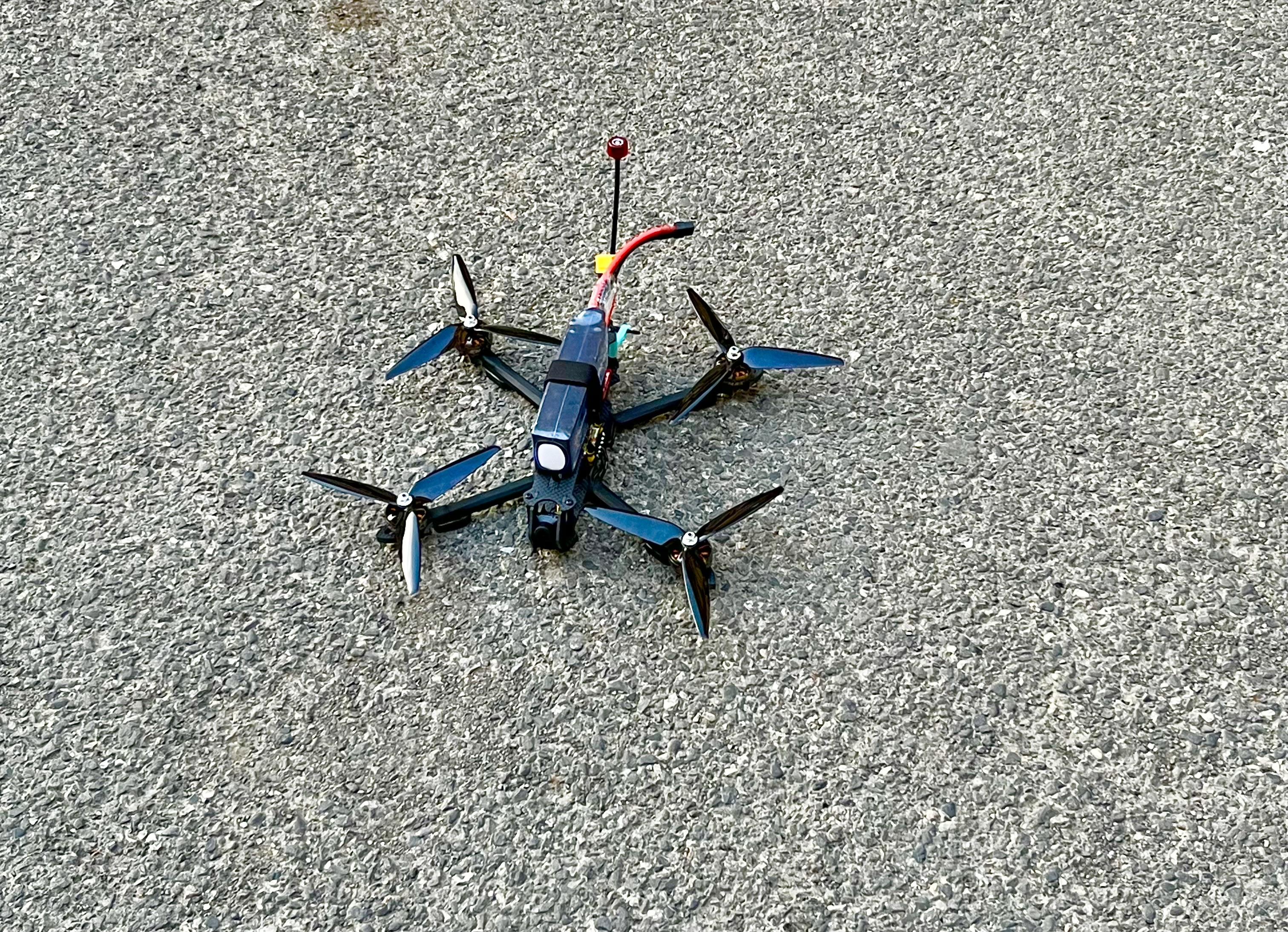 AzTU tələbələri yeni dron layihəsi hazırlayıb