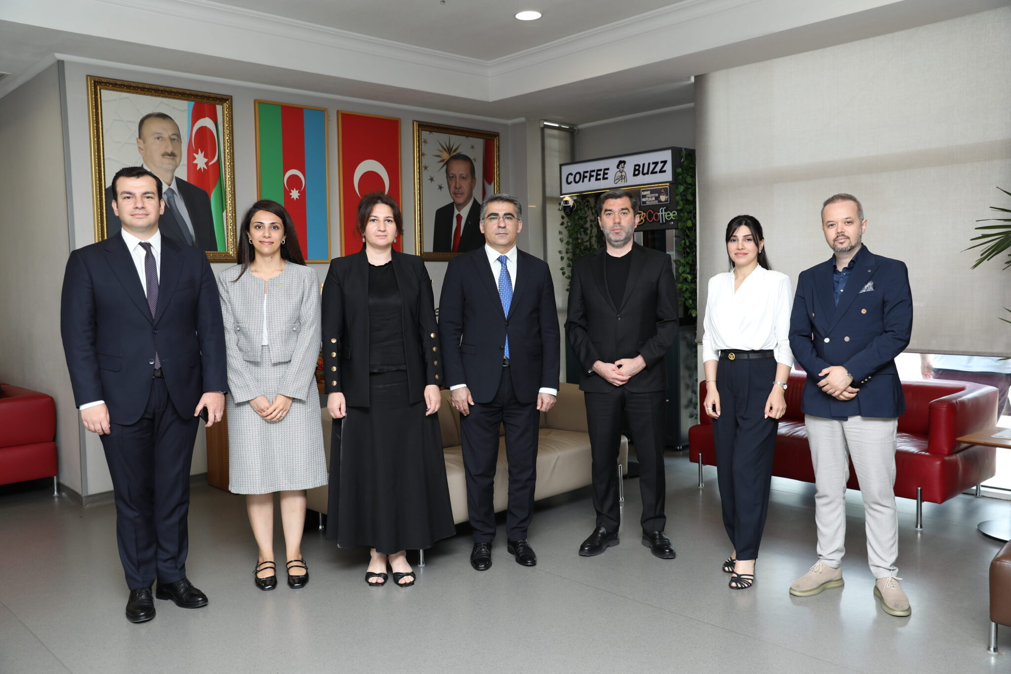 Təhsil işçiləri daha bir klinikanın xidmətlərindən güzəştlə istifadə edəcəklər