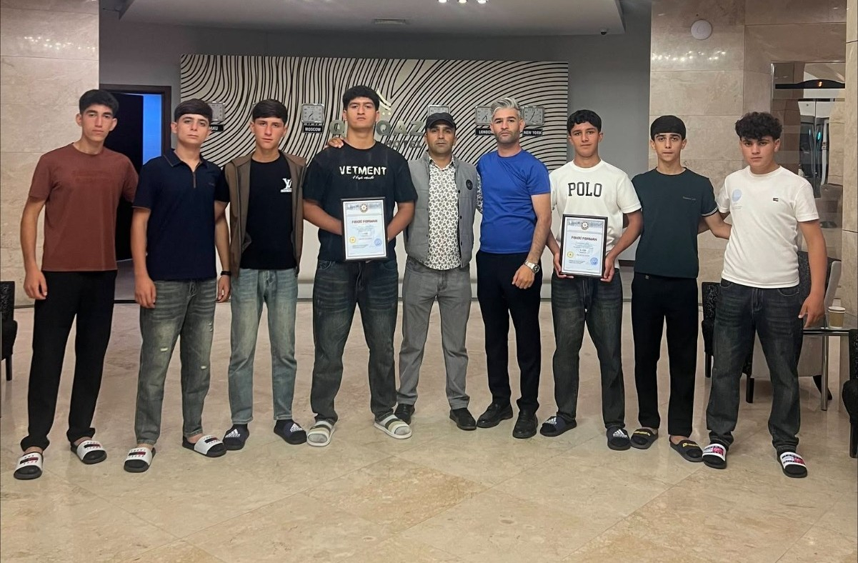 İlk yarışdan böyük qələbə ilə döndülər