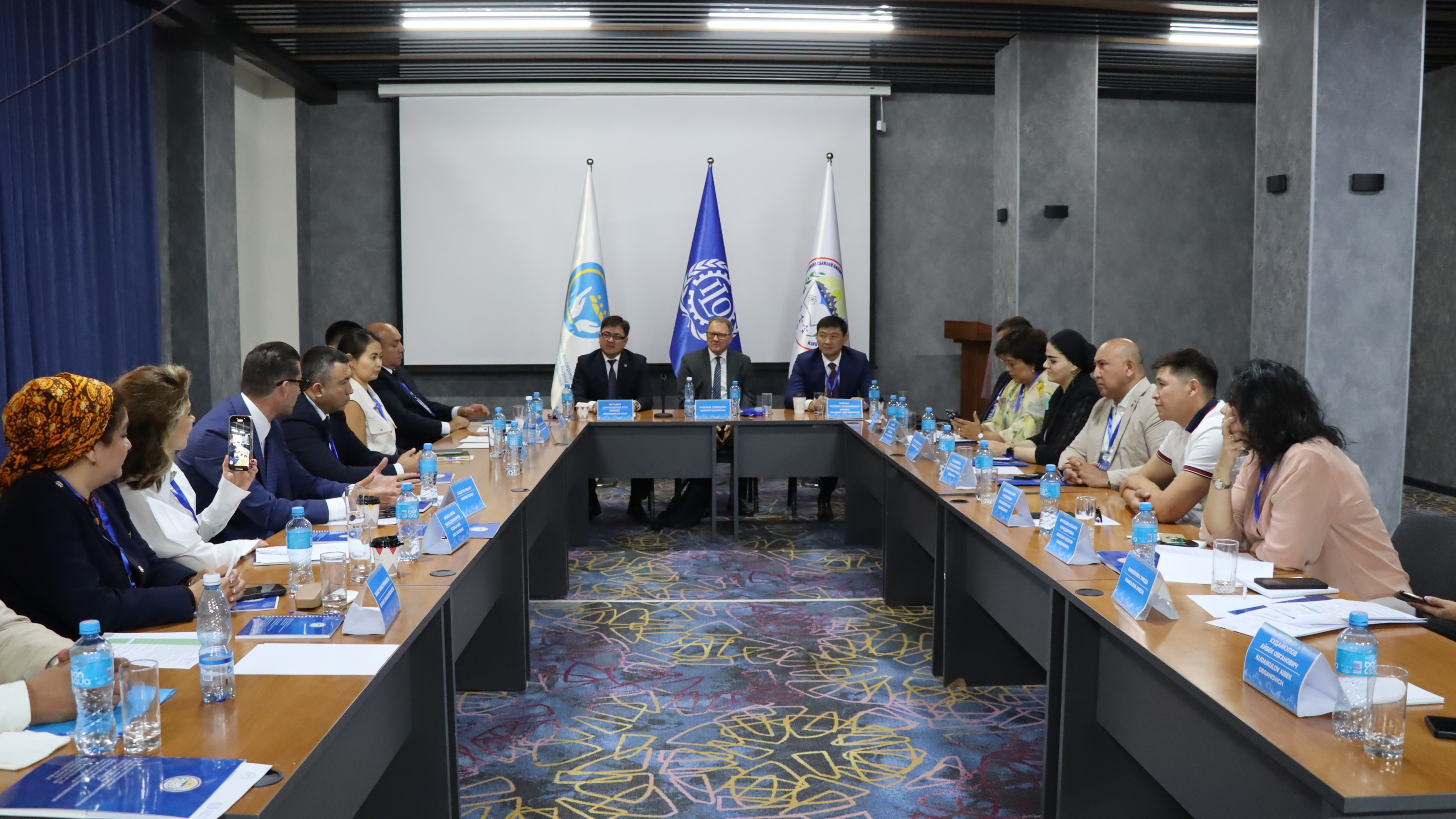 ETİHİ nümayəndə heyəti Qırğızıstanda keçirilən regional seminarda iştirak edib