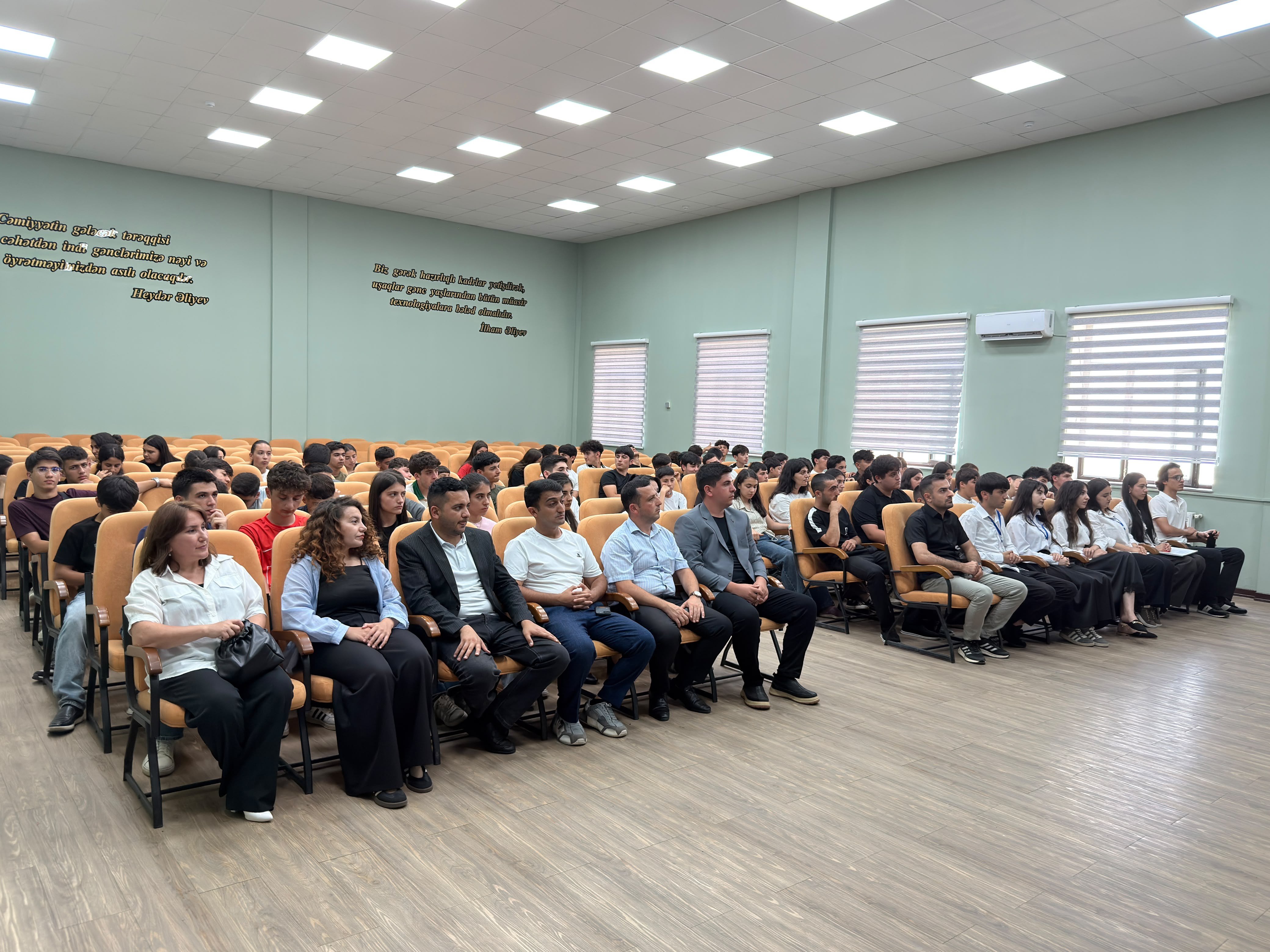 Qəbələdə gənclər üçün karyera və süni intellekt forumu başa çatıb