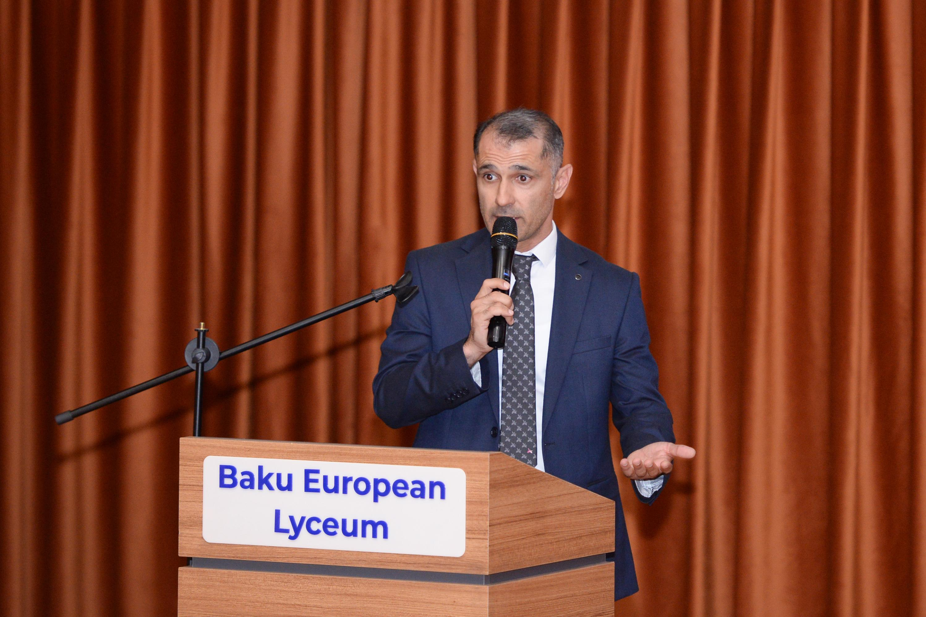 “Təhsil liderləri üçün mini MBA” proqramı yekunlaşdı