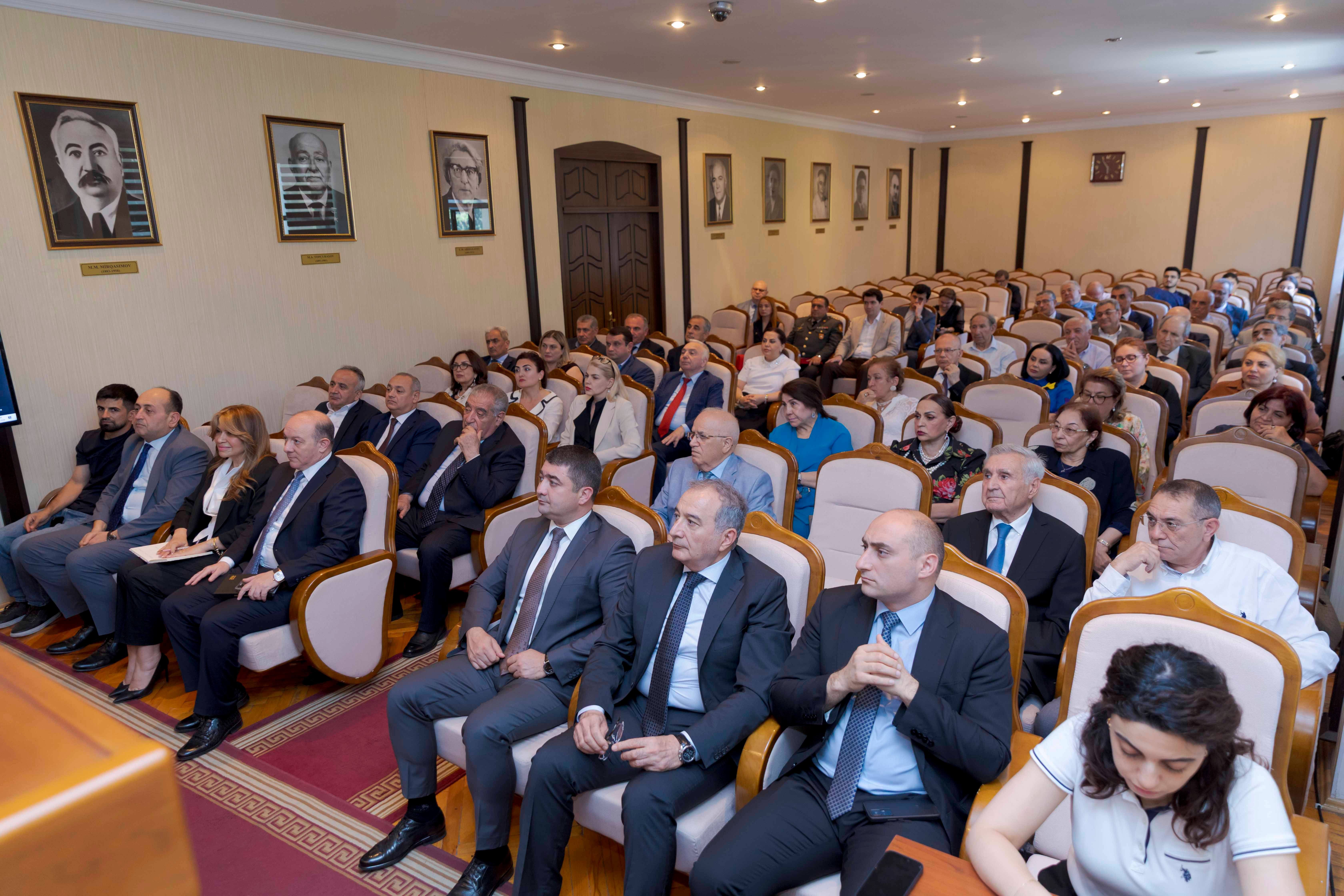 ATU-nu fərqlənmə diplomu ilə bitirənlərin sayı açıqlanıb