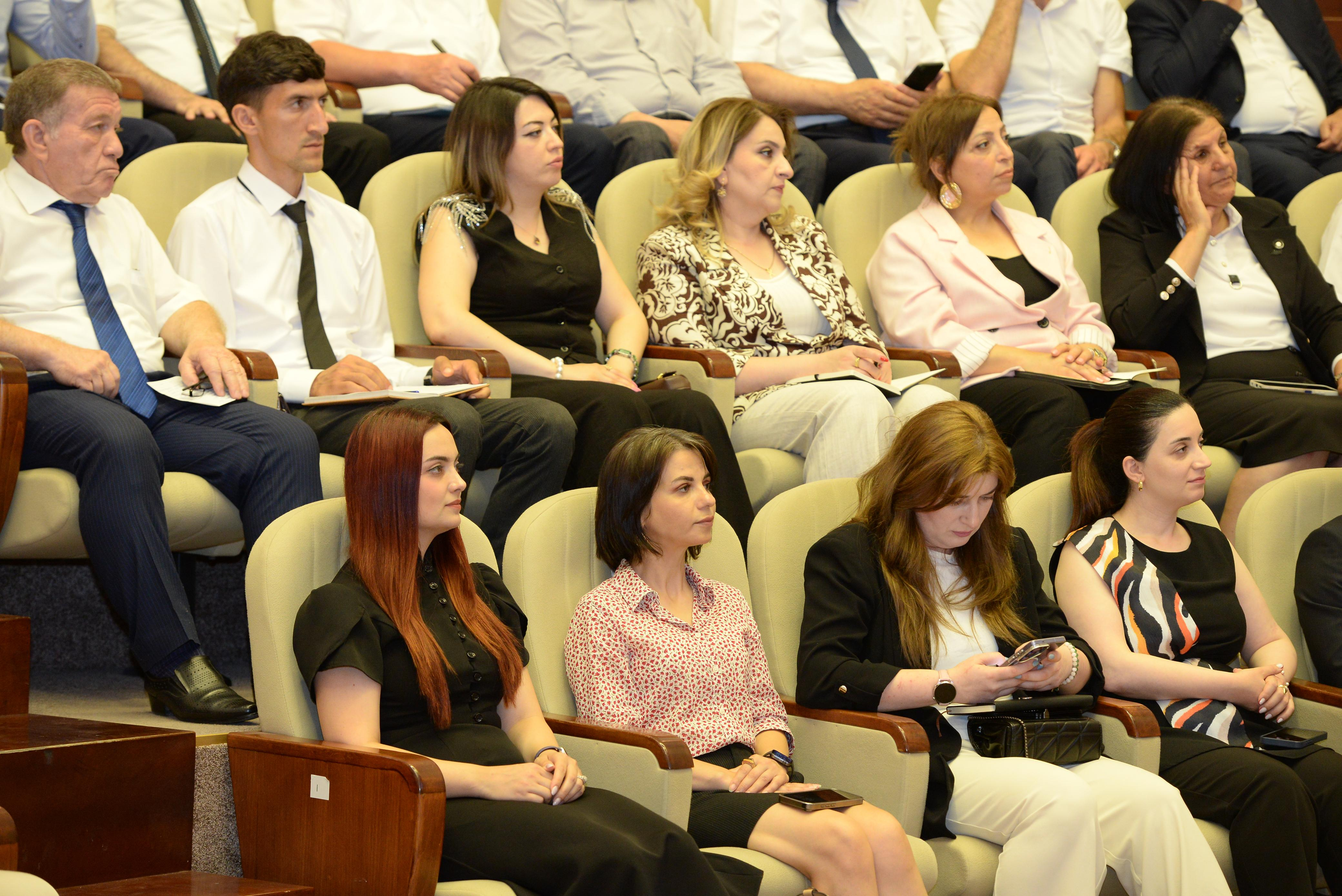 “Peşə təhsili üzrə ixtisasların Təsnifatı”nın yenilənməsi ilə bağlı görüş keçirilib