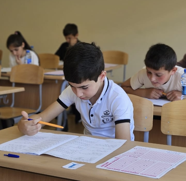 Lisey və gimnaziyalara qəbul olmaq istəyənlərin
