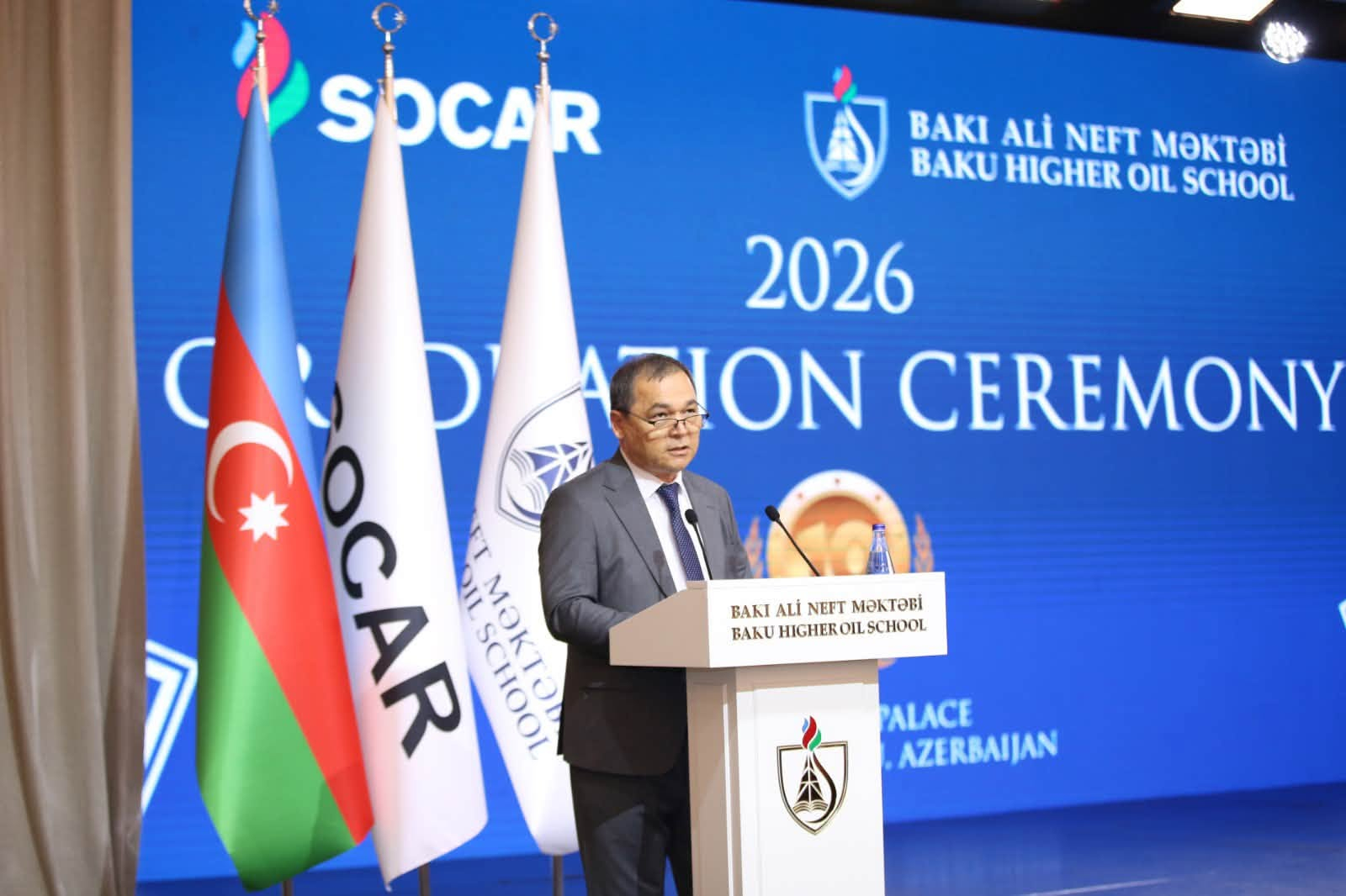 Bakı Ali Neft Məktəbinin "Məzun günü" keçirilib