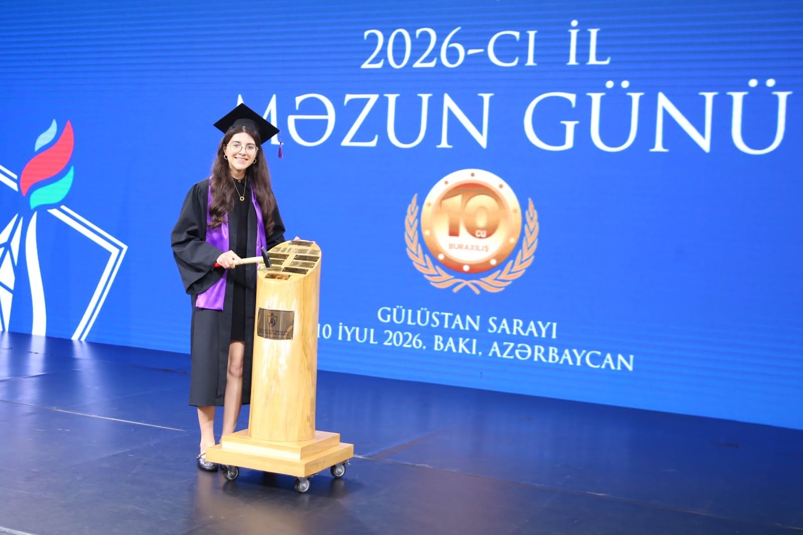 Bakı Ali Neft Məktəbinin "Məzun günü" keçirilib