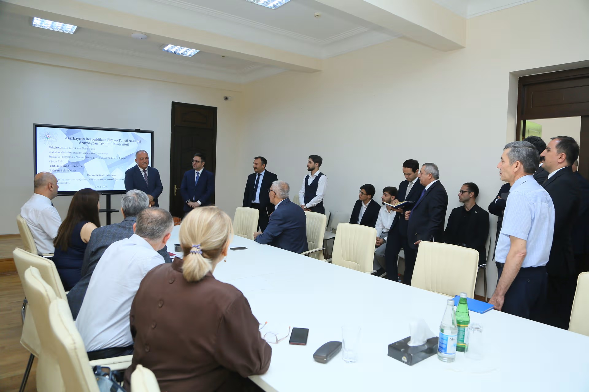 Nazir müavini AzTU-da buraxılış işlərinin müdafiəsində iştirak edib