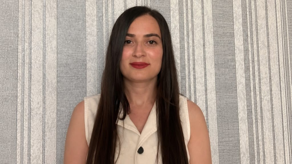 Dövlət qulluqçusu işləyə bilərdi, amma müəllimliyi seçdi