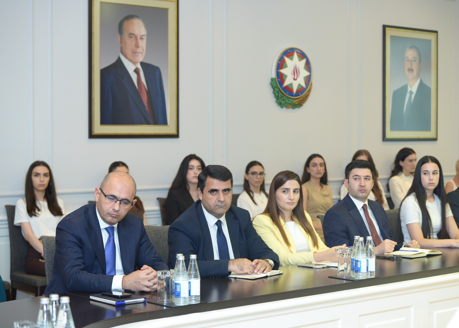 5 mindən çox müraciətçidən yalnız 53-ü "Maarifçi" oldu