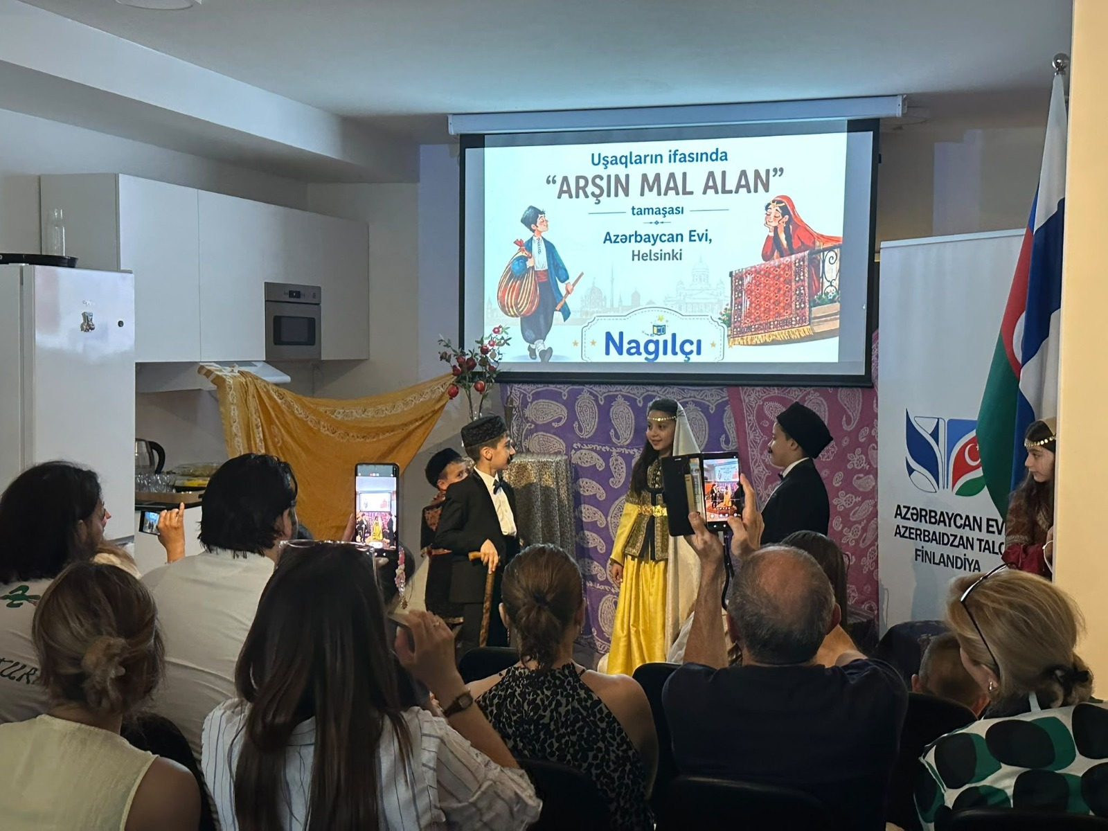 Azərbaycanlı uşaqların təqdimatında Finlandiyada “Arşın mal alan” nümayiş olunub