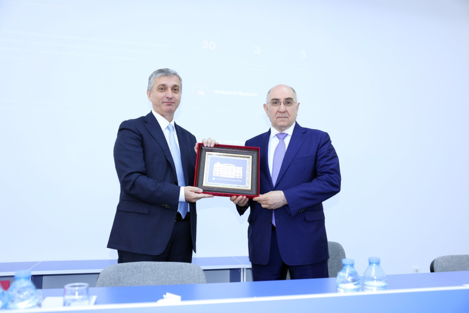 İnformasiya Texnologiyaları İnstitutu ilə Hesablama Palatası arasında əməkdaşlıq müzakirə olunub