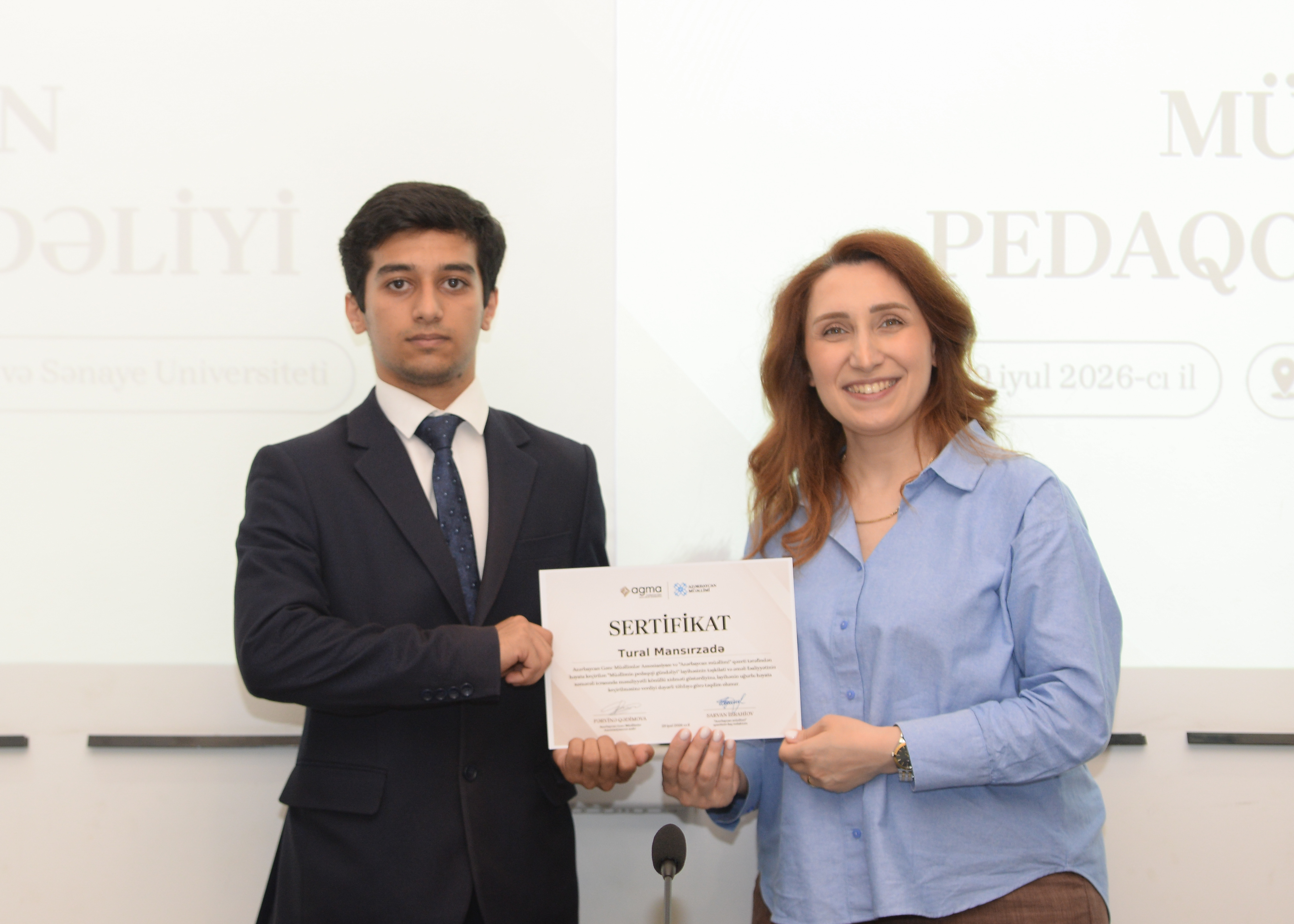 Təcrübələrini yazıya çevirənlər: