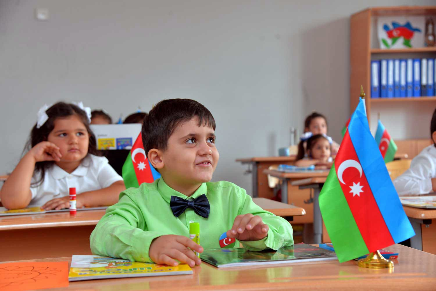 Məktəbəhazırlıq qruplarına 16 mindən çox uşaq qeydiyyatdan keçib